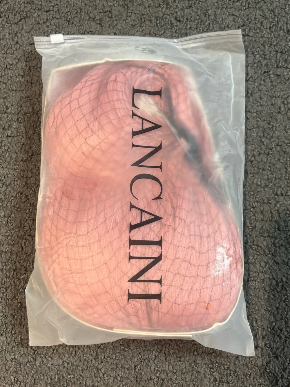 Lancaini Pastel Bob Wigs with Bangs for Women Loose Wavy Wig Pastel Wavy Pink